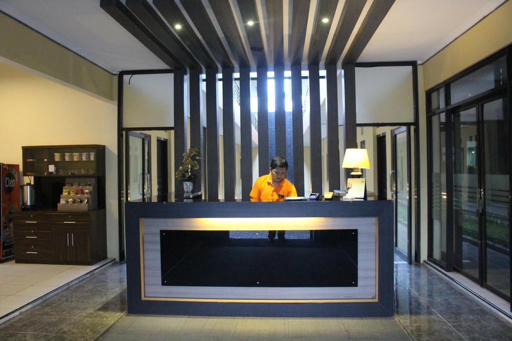 Penginapan Asiera Banyuwangi  Exterior photo